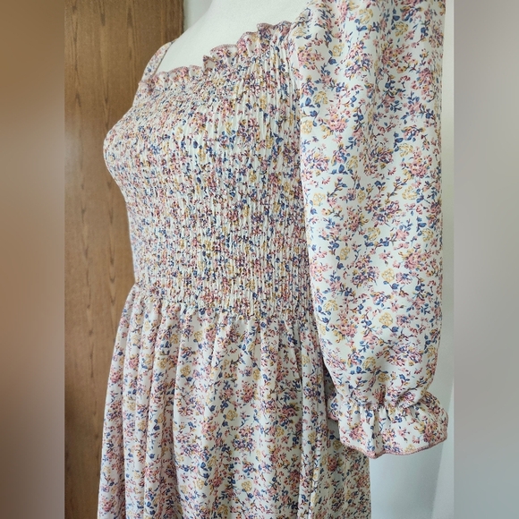 Yoviteme Smocked Chic Floral Midi Dress in Cream and Pink - Picture 3 of 5